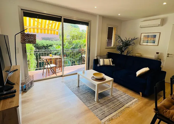 Superbe Appartement Terrasse Et Parking Prive